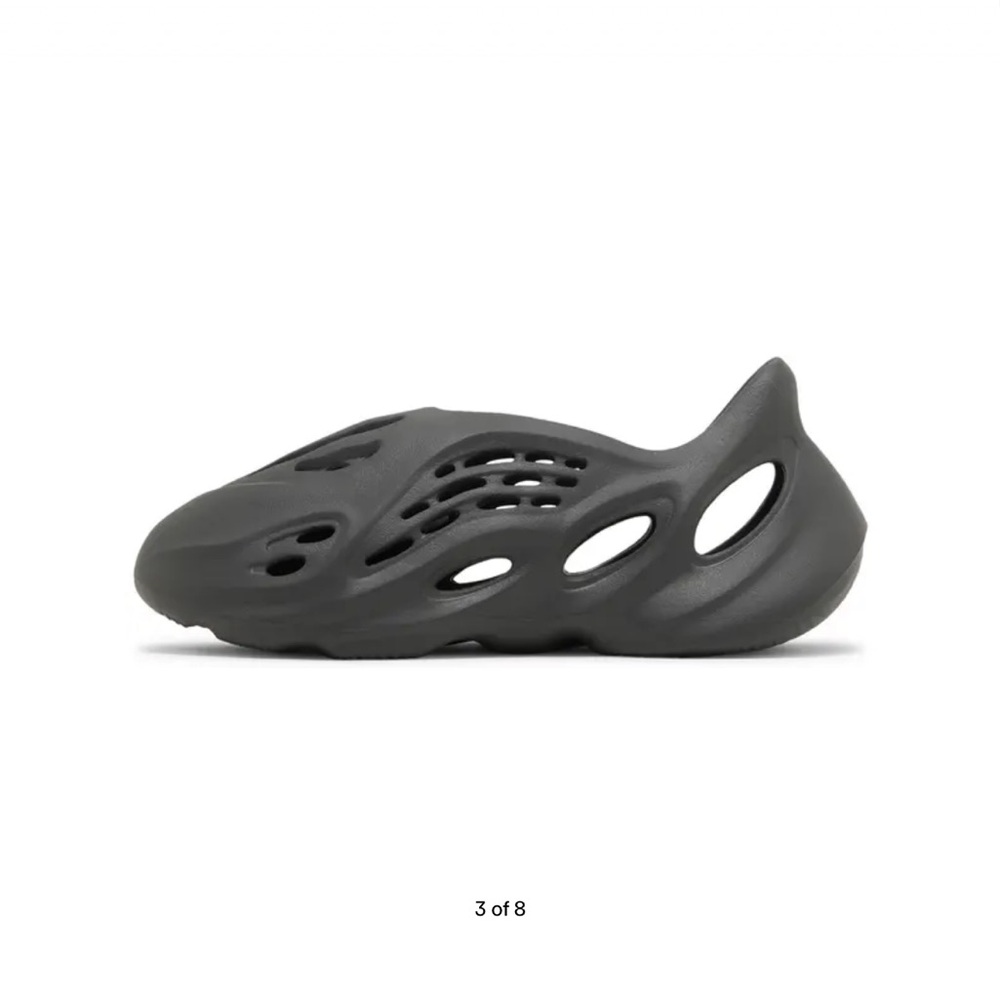 Adidas Yeezy Foam Runner in Carbon Gray